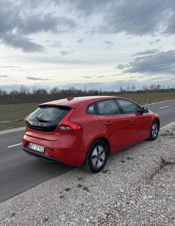 Volvo V40 cena 37000 przebieg: 140000, rok produkcji 2013 z Mszczonów małe 11